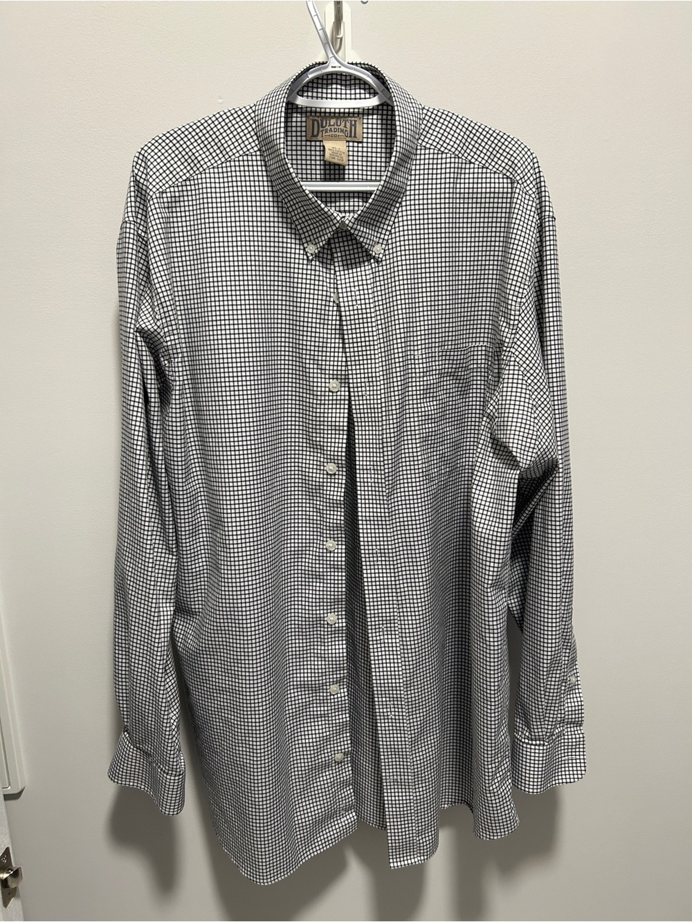 Men’s Duluth Trading Co Black & White Small Check Button-Down Shirt size XLT